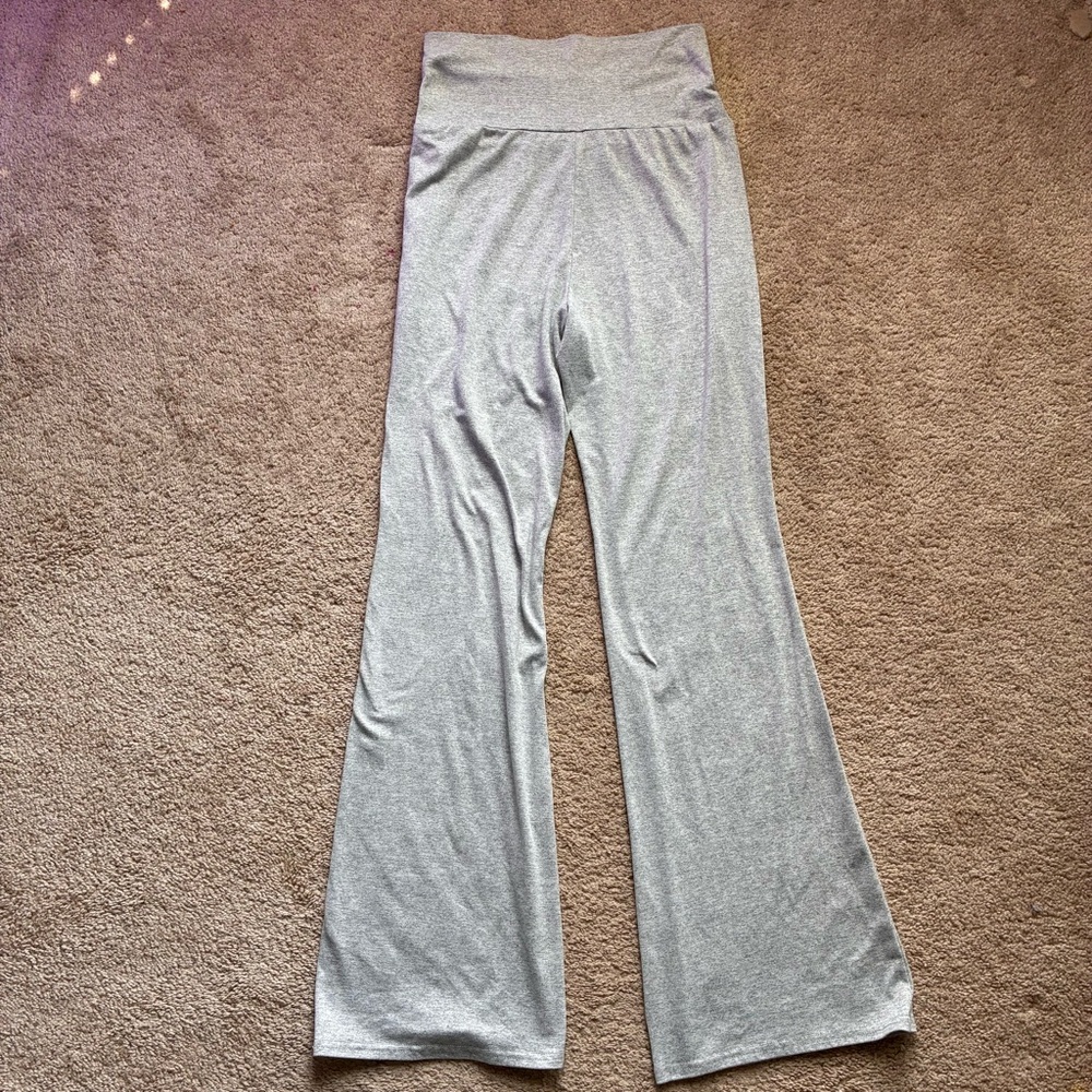 Gray Long Sleeve Top and Pants Set - Picture 8 of 16